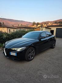 Alfa Romeo Giulia 2.2 t Super 150 cv