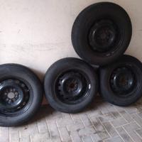 Pneumatici invernali + cerchi per Nissan Qashqai