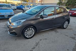 Peugeot 208 PureTech 82 5 porte Allure