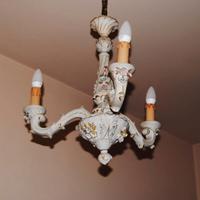 lampadario ceramica Capodimonte