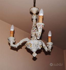 lampadario ceramica Capodimonte