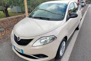 Lancia Ypsilon 1200 Silver 4 cilindri km 104.000