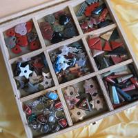 Ciondoli e anelli in pietre dure