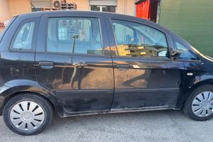 Fiat idea 1.4 benzina gpl