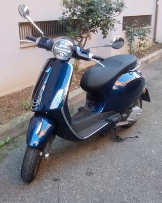 Vespa primavera