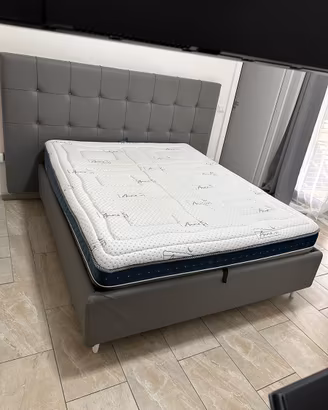 Letto matrimoniale cassettone