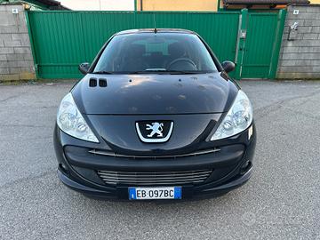 Peugeot 206 Plus BENZINA GPL, NEOPATENTATI