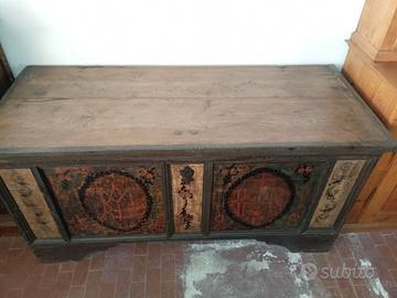 cassapanca da sacrestia in legno dolce '700