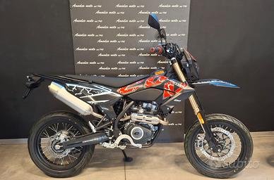 QJ MOTOR COV 125 MOTARD