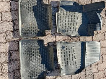 tappetini gomma per Q3 Sportback 