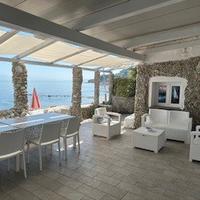 Casa sull'acqua tropea