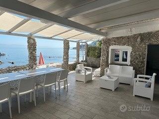 Casa sull'acqua tropea