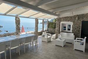 Casa sull'acqua tropea