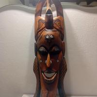 maschera etnica di legno