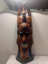 maschera etnica di legno