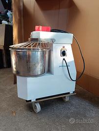 Impastatrice professionale pizza o pane