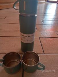 Thermos con tazzine 