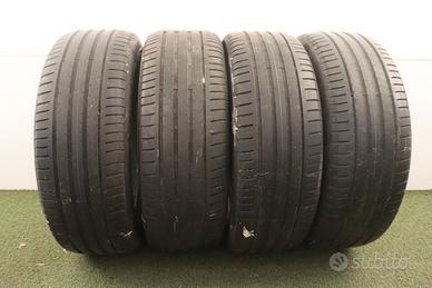 Gomme Pirelli Scorpion 235 55 18 estate
