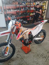 KTM 350 six days