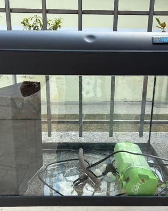 acquario 40 litri con accessori