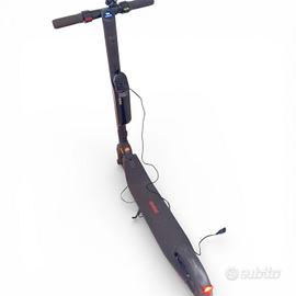 Monopattino elettrico Ninebot come nuovo