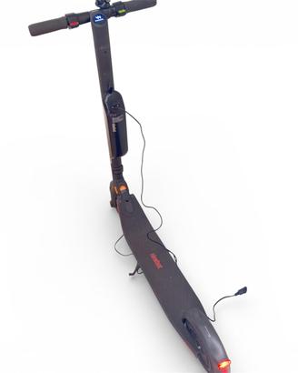 Monopattino elettrico Ninebot come nuovo