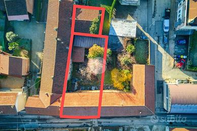 CASA SEMINDIPENDENTE A PIOSSASCO