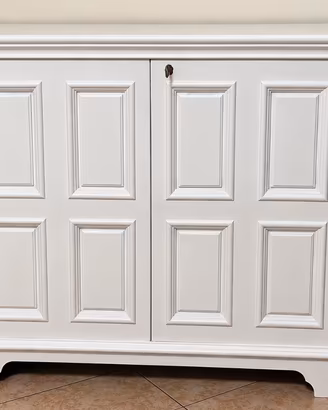 Mobile credenza  in stile shabby chic