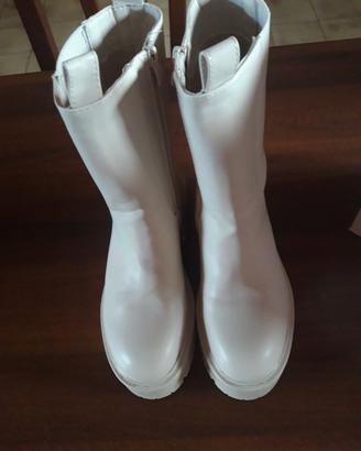 Stivaletti beige donna