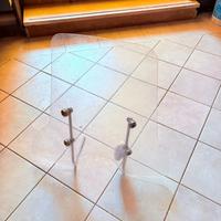 Parabrezza con coprigambe per scooter