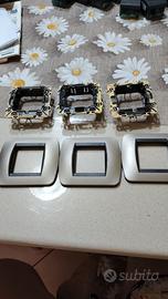 placche con supporti 