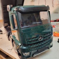 camion tamiya mercedes arocs 