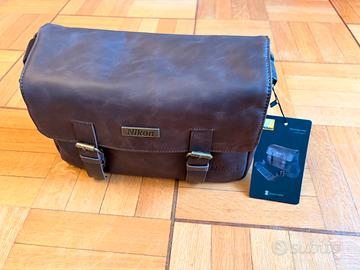 Borsa NIKON per fotocamera in pelle