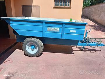 Carrello vasca idraulica per uva