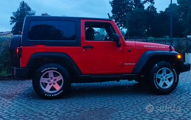 jeep Wrangler jk rubicon mauale 
