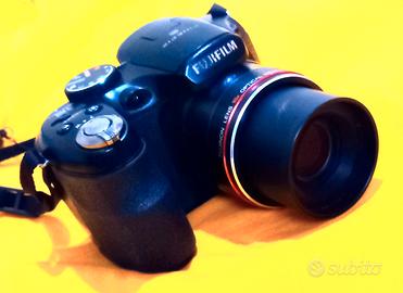 Fotocamera digitale bridge Fujifilm FinePix  S1900