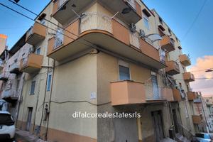 Appartamento mq 110 piano 1 tripla esposizione