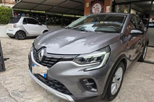 Renault Captur E-TECH INITIALE