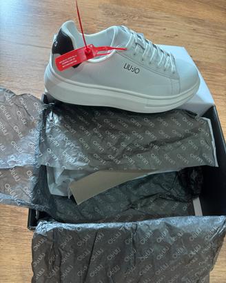 Sneaker Liu-Jo n. 42