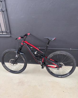 Mtb enduro Yt industries Capra full suspension