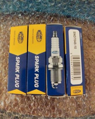 Candele Auto Magneti Marelli x4 Nuove