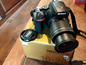 NIKON D 3500 18-55 10-20