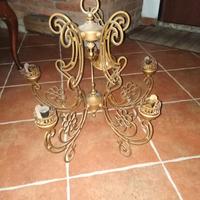 Lampadario antico in ferro funzionante