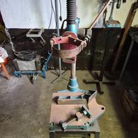 Supporto trapano / flessibile da banco con morsa