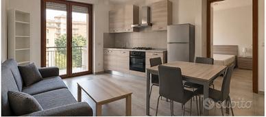 Bilocale-Firenze Ponte Asse-con balcone
