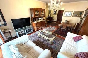 Trilocale con balcone abitabile, soffitta e posto