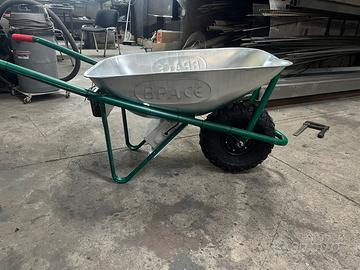 Motocarriola elettrica a batteria