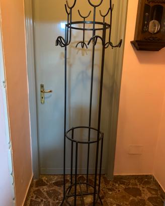 Appendiabiti e porta ombrelli