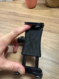 Supporto smartphone tablet mini per auto