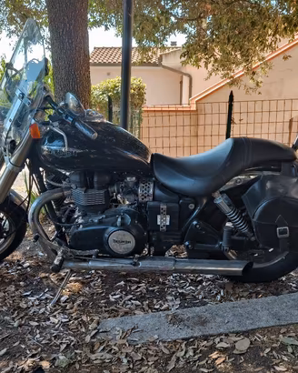 Triumph Speedmaster  850